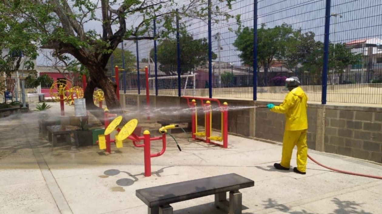 Lavado de escenarios deportivos.