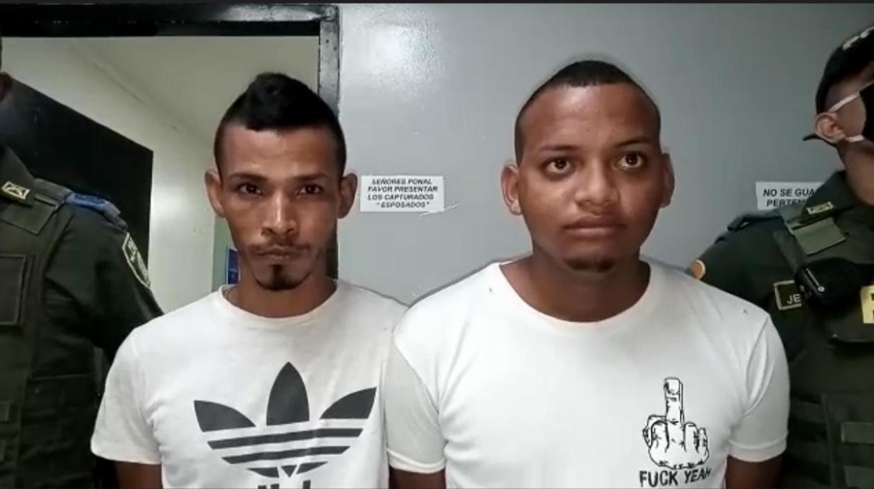 Los dos capturados en la URI.