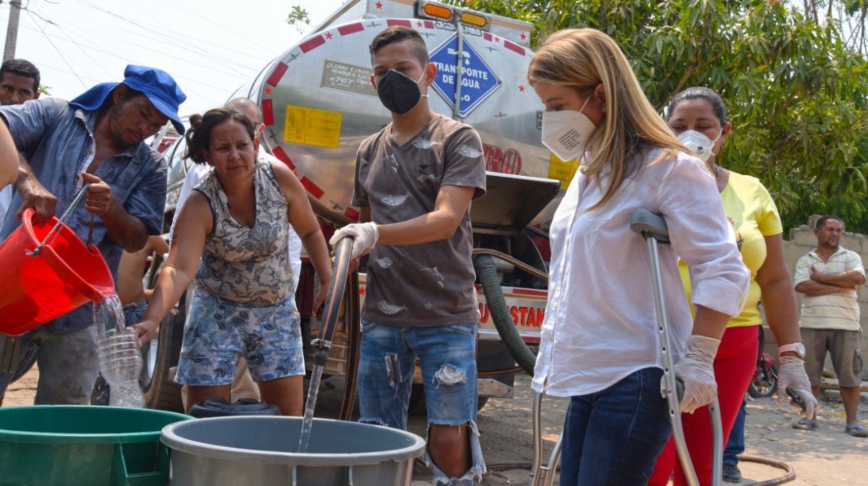 La Gobernadora Elsa Noguera priorizó el proyecto de inversión en el sistema de acueducto para la zona rural de Sabanalarga.
