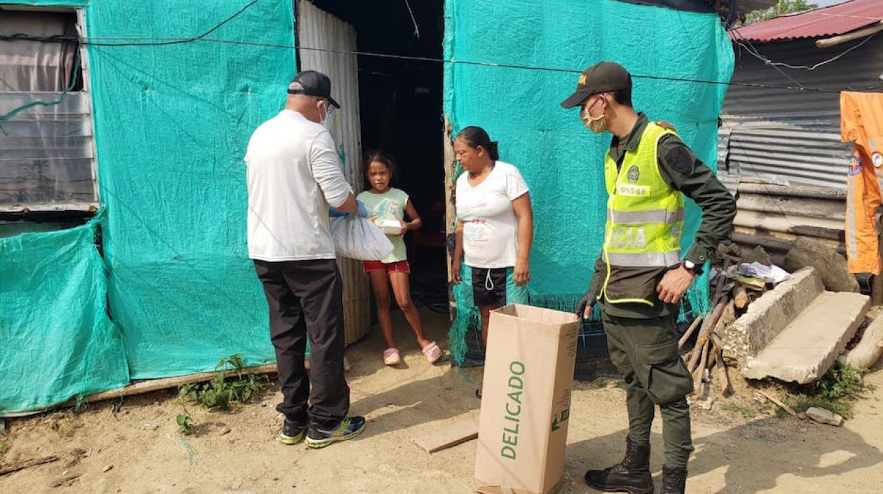 Entrega de ayudas en Usiacurí.