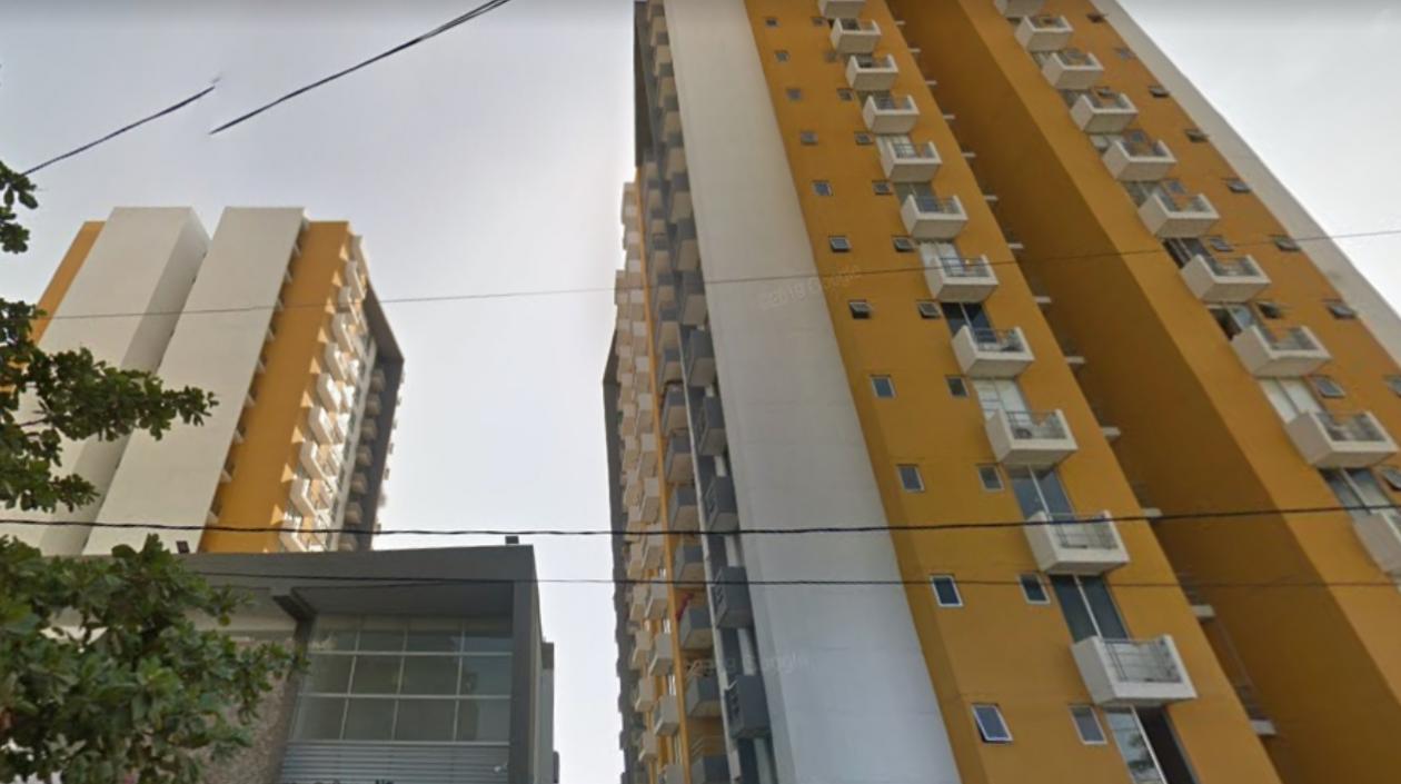 Conjunto residencial de donde cayó el hombre desde el noveno piso.