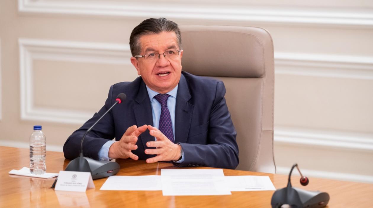 El ministro de Salud y Protección Social, Fernando Ruiz Gómez.