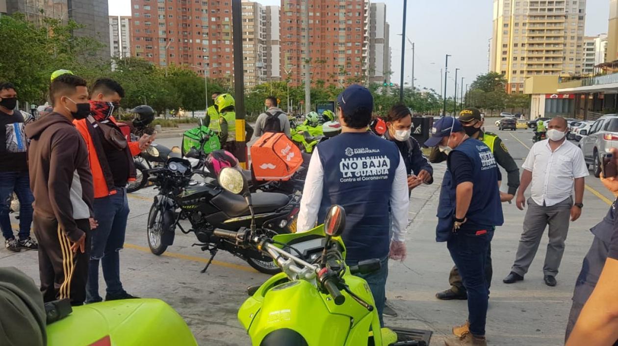 Operativo de la Alcaldía de Barranquilla para verificar medidas de domiciliarios de Rappi.