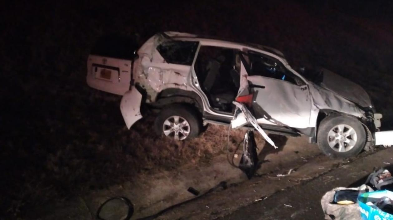 Así quedó la camioneta tras el hecho.