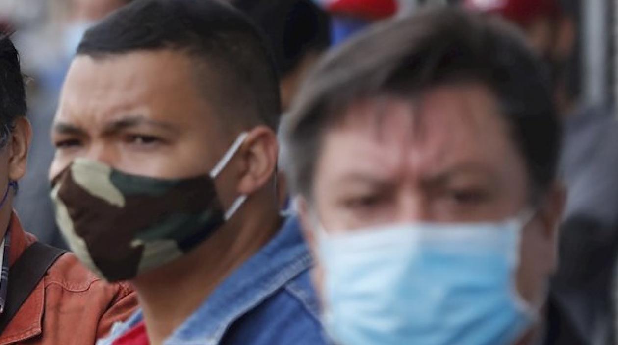 Cifras de contagio siguen subiendo en Colombia.