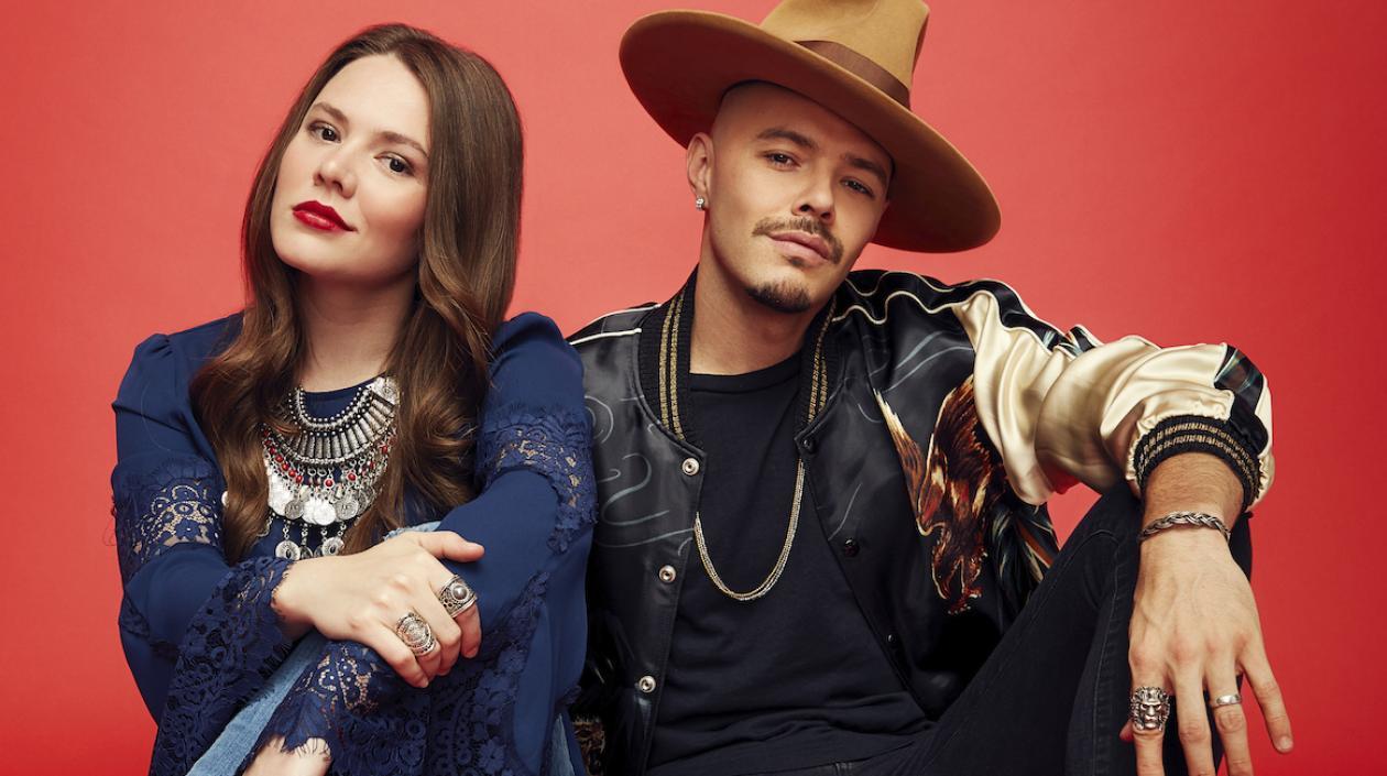 Fotografía promocional que muestra a los mexicanos Jesse & Joy.