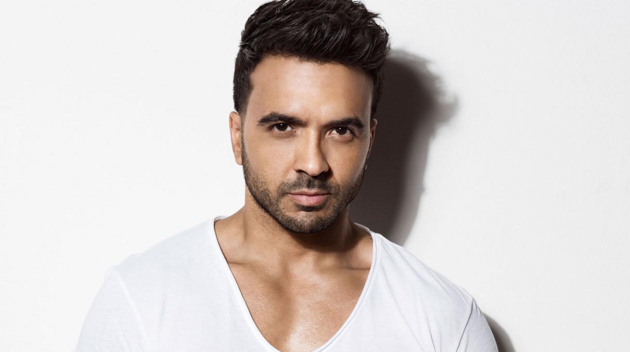 Luis Fonsi, cantante.