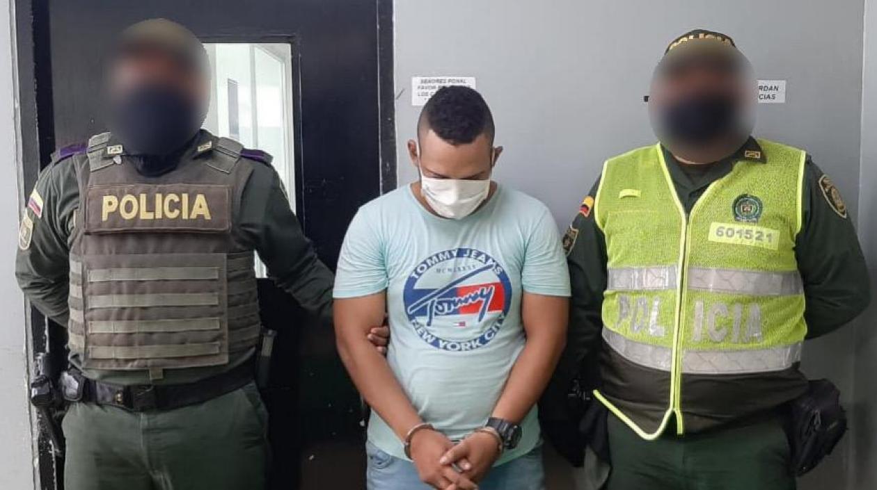 El hombre capturado fue conducido a la URI de la Fiscalía.