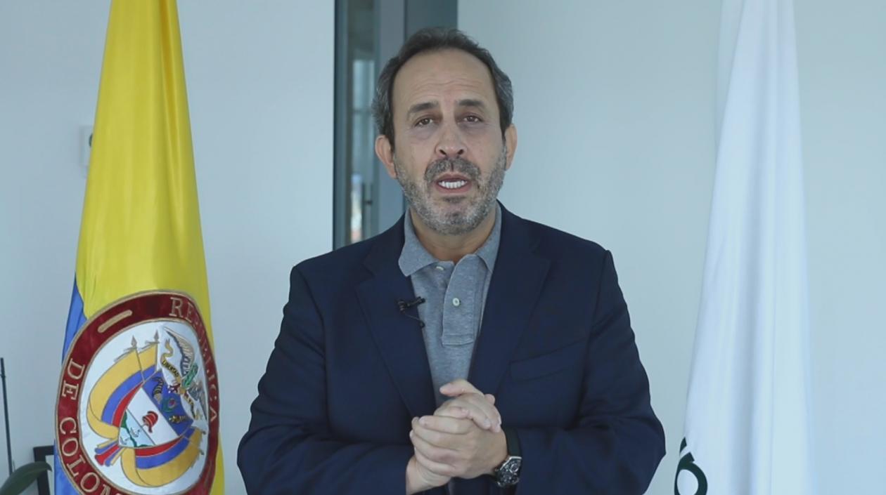 Fabio Aristizábal, Superintendente de Salud.