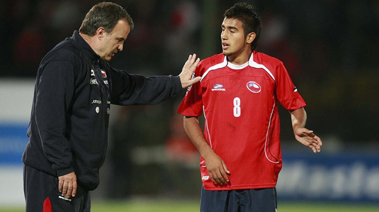 Marcelo Bielsa y Arturo Vidal.