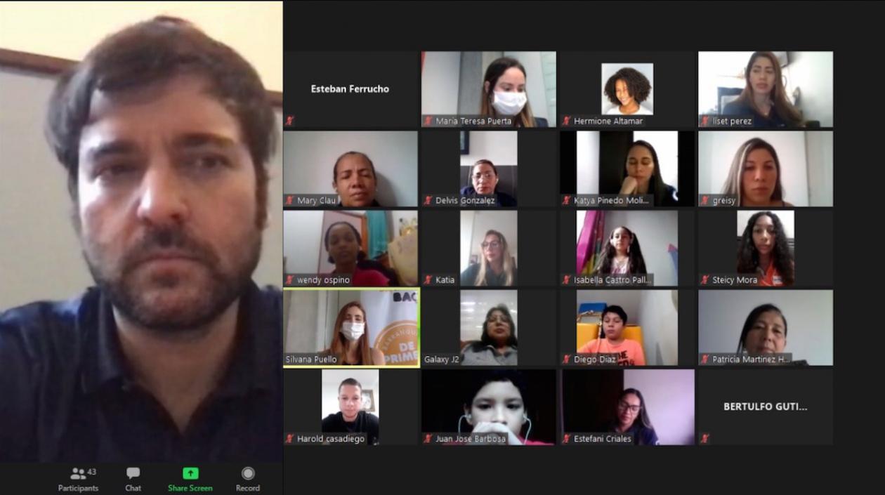 El Alcalde escuchó las propuestas de los niños.