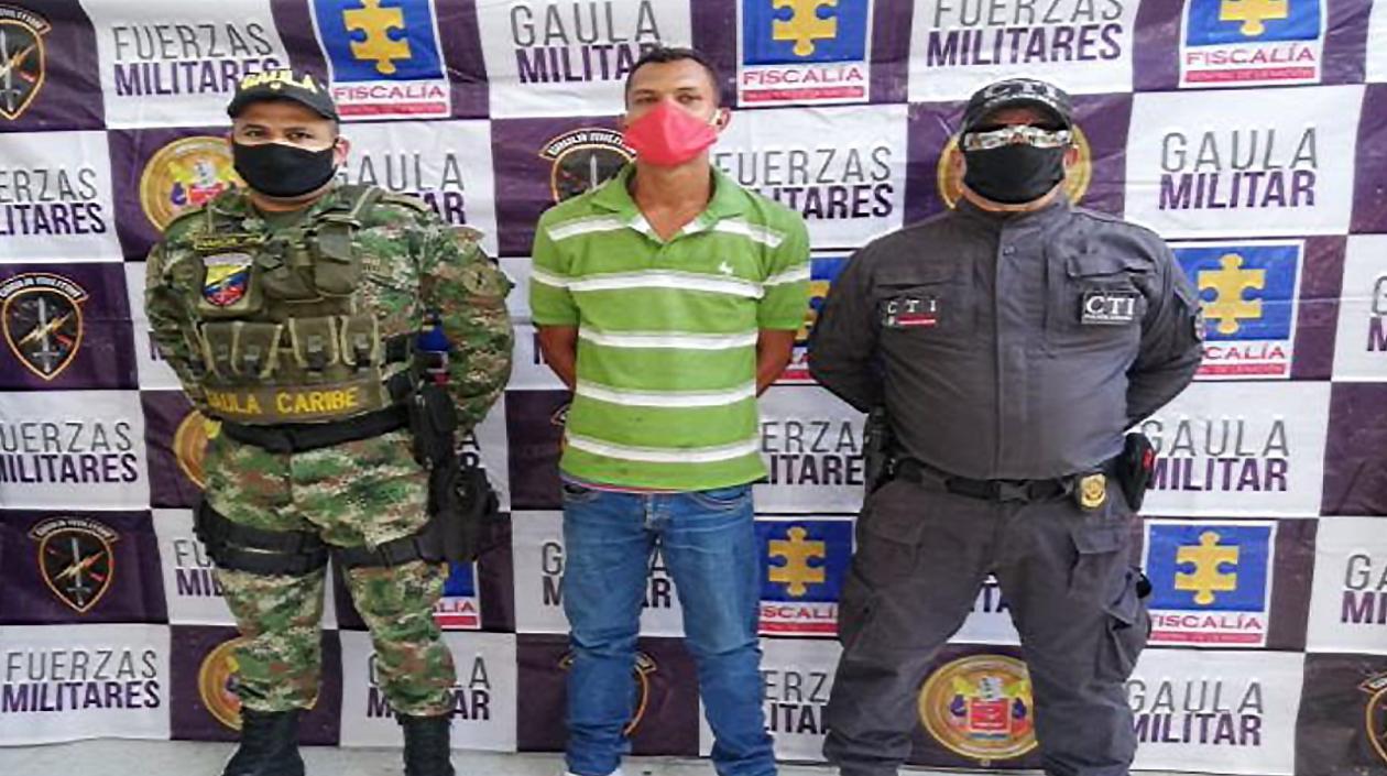 El presunto extorsionista capturado.