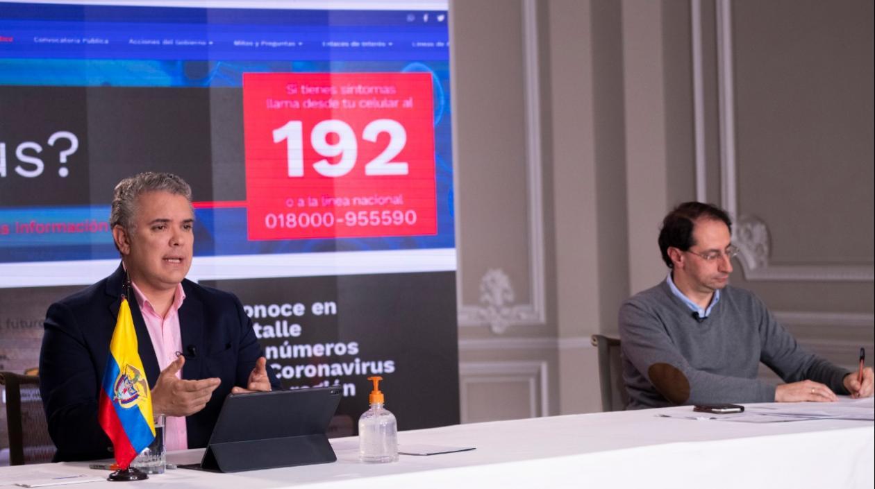 Presidente Iván Duque y el Ministro de Comercio Exterior José Manuel Restrepo.