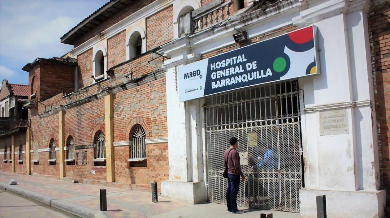 El joven llegó sin signos vitales al Hospital General de Barranquilla.