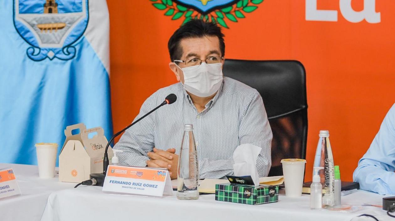 El Ministro de Salud, Fernando Ruiz.