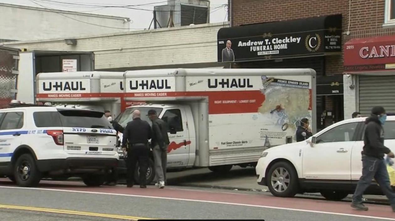 Camiones donde encontraron los cadáveres.