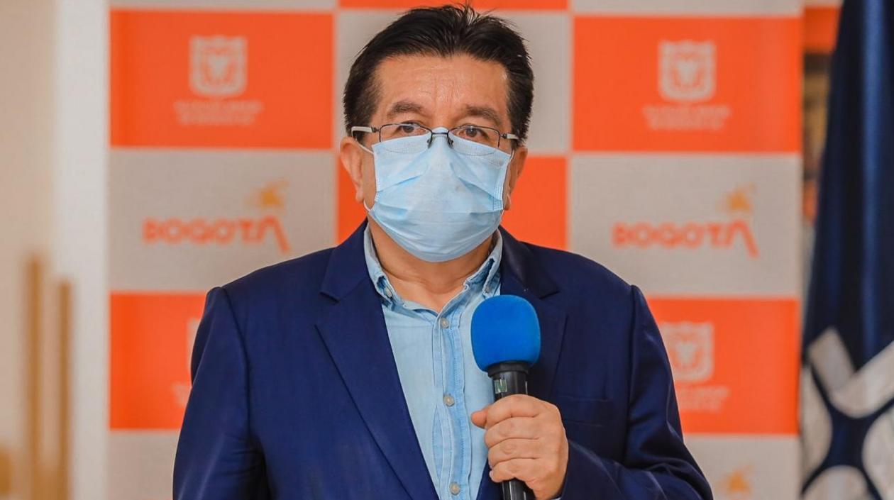 El Ministro de Salud, Fernando Ruiz.