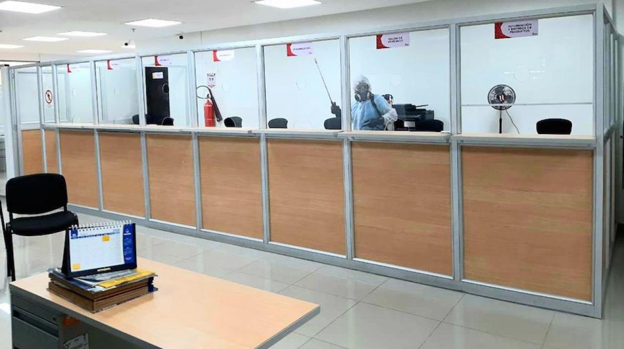 Desinfección previa de las oficinas.