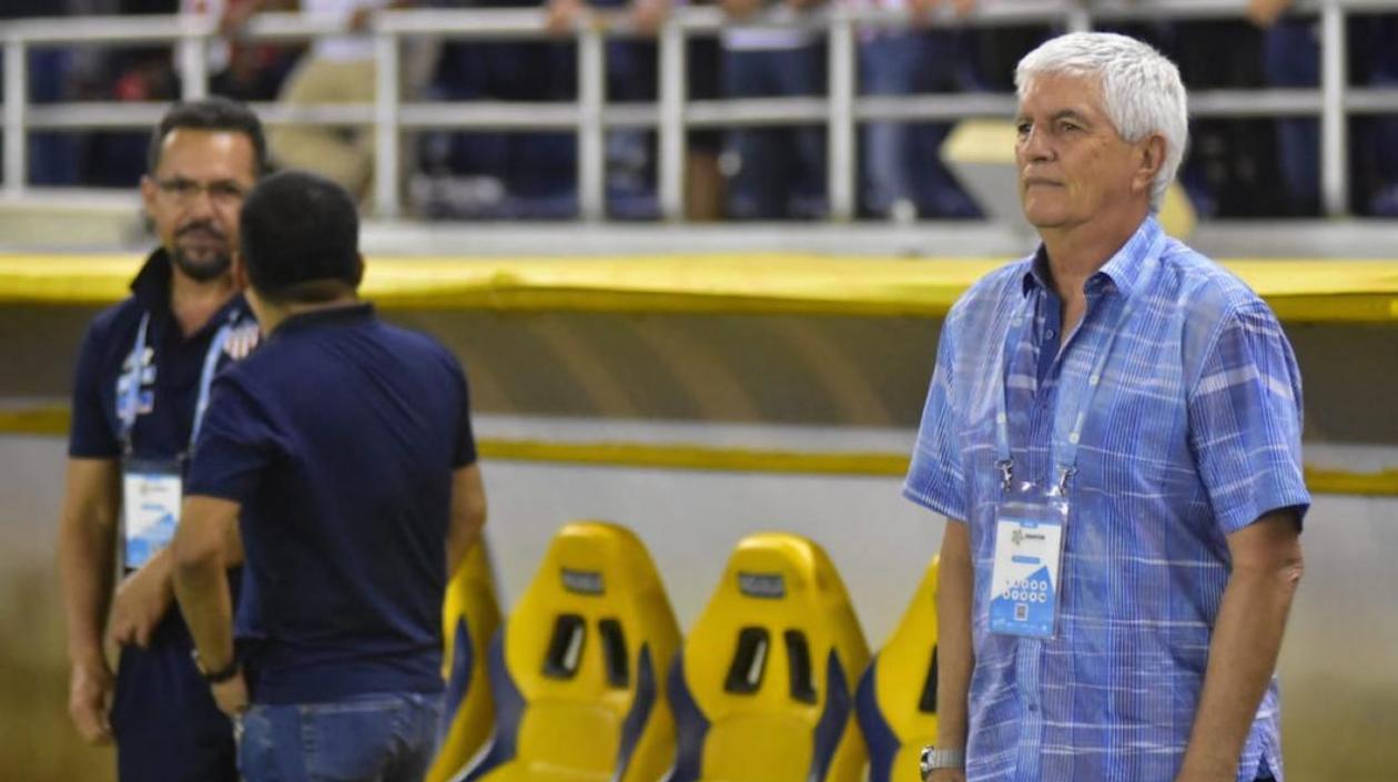 Julio Comesaña, técnico de Junior.