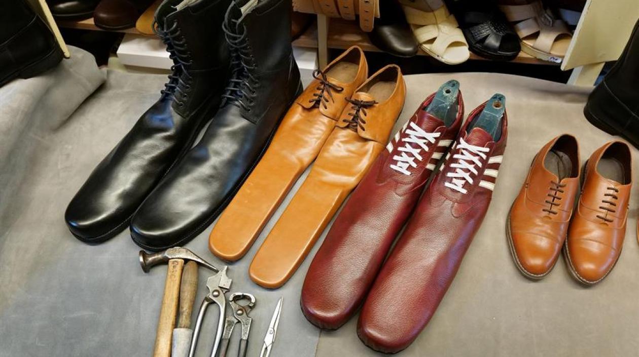 Zapatos para ampliar la distancia social.