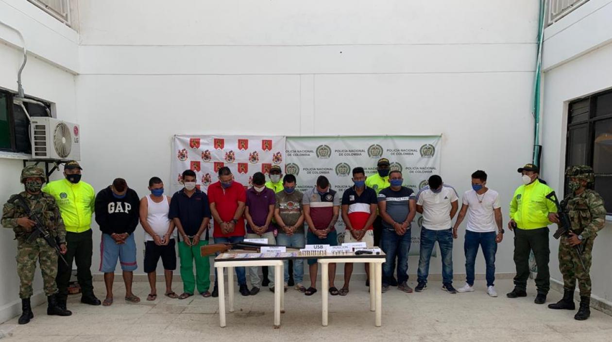 Los capturados por la Policía.