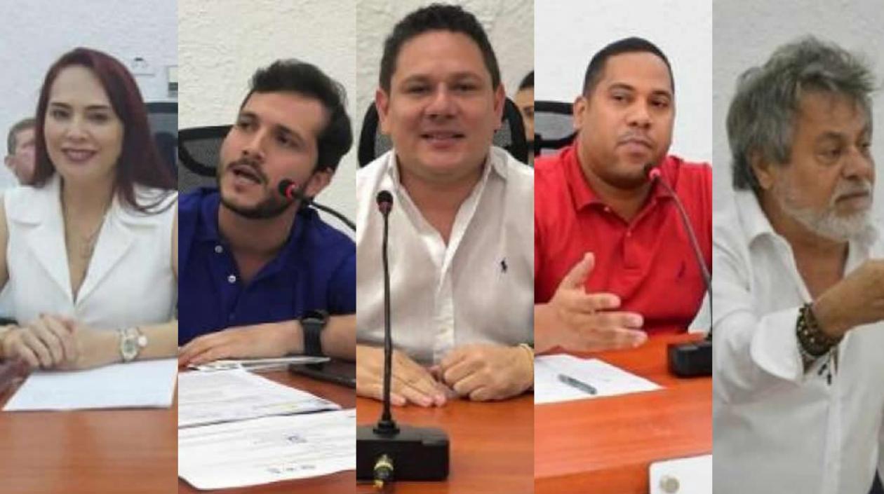 Los concejales que realizan la propuesta.