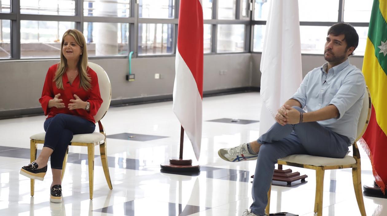 La Gobernadora Elsa Noguera y el Alcalde Jaime Pumarejo.