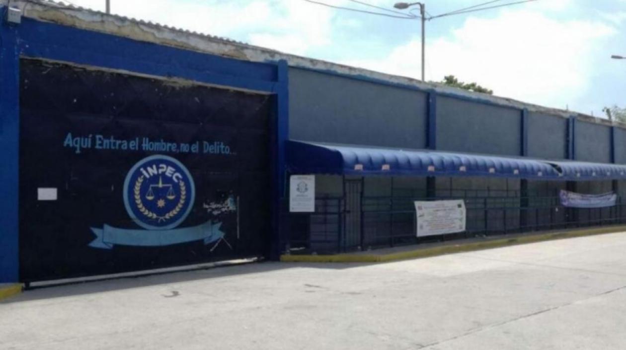 Fachada de la Penitenciaría El Bosque.