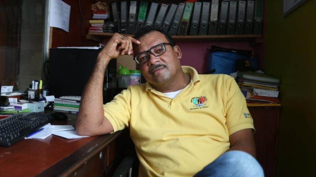 Sergio León, periodista fallecido en Nicaragua, sospechoso de Covid-19.