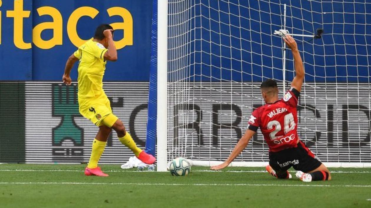 El gol del colombiano Carlos Bacca.