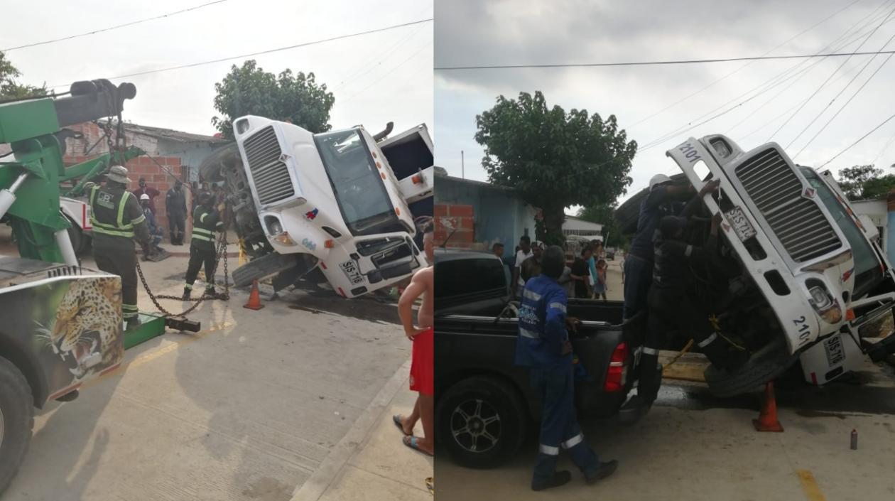 Maniobras para retirar el camión.