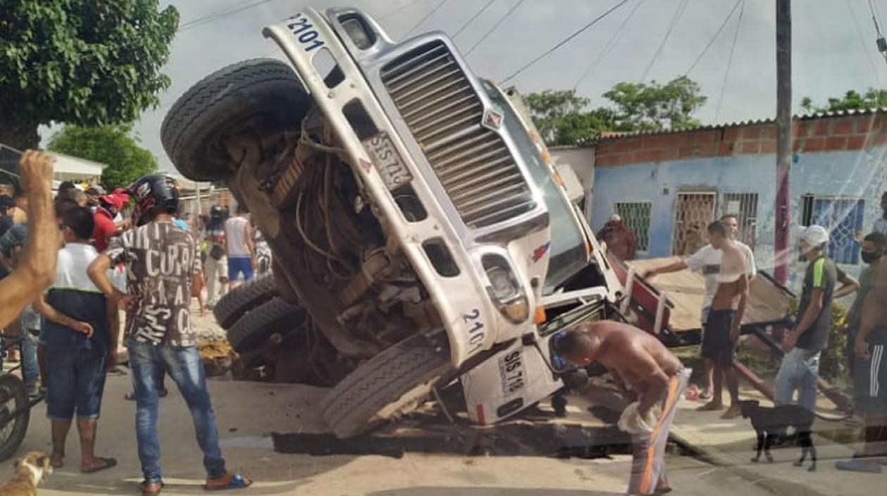 Así quedó el camión.