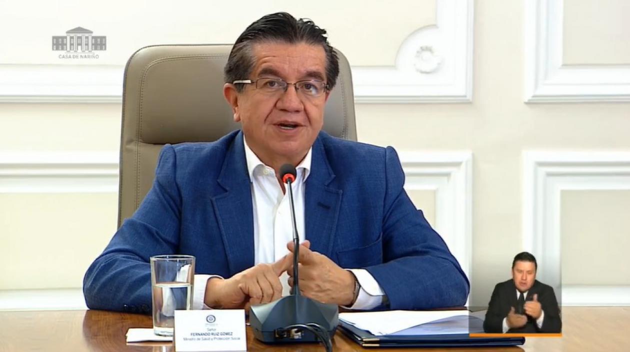 Fernando Ruiz, Ministro de Salud.