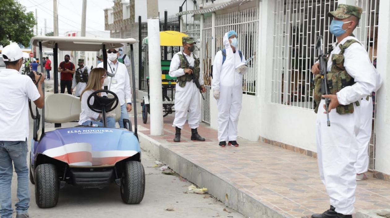 La Gobernadora Elsa Noguera, presidiendo la jornada en Soledad.