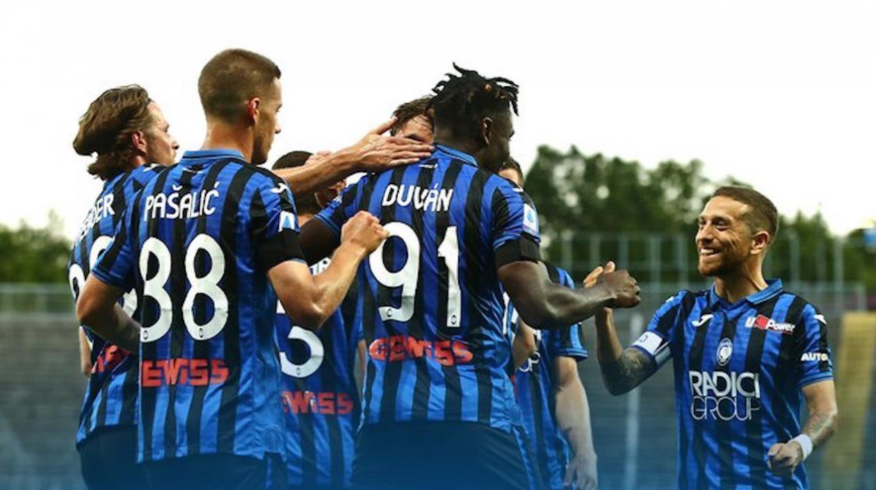 Duvan Zapata reapareción con doblete para el Atalanta.