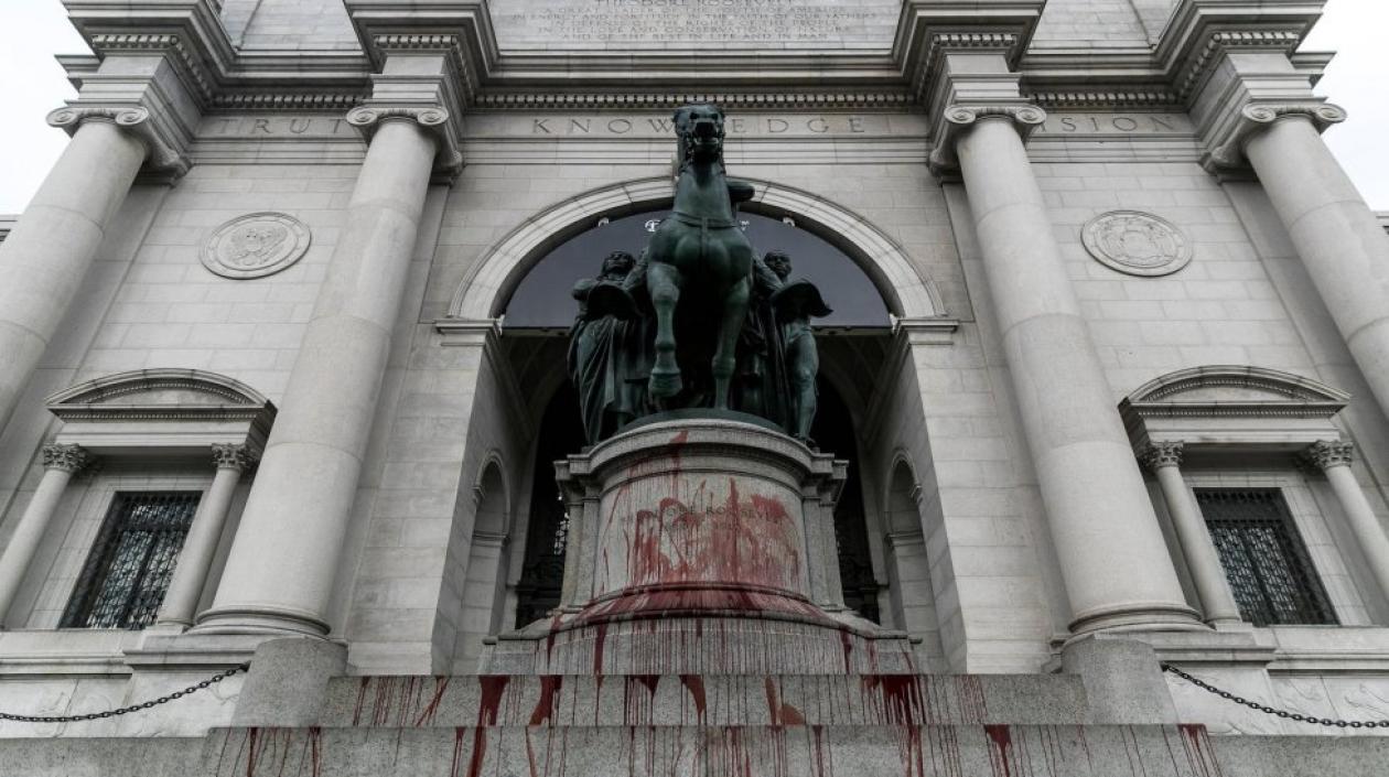 Estatua ecuestre de Theodore Roosevelt.