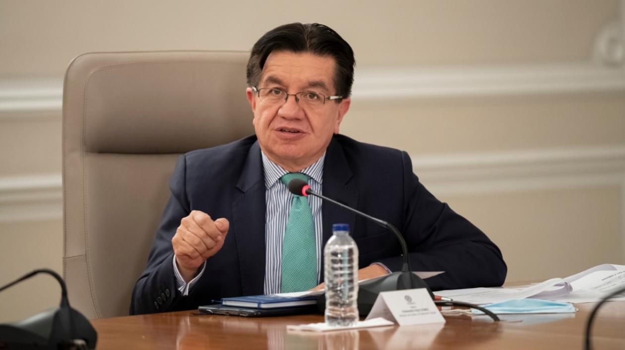 Fernando Ruiz Gómez, ministro de Salud.