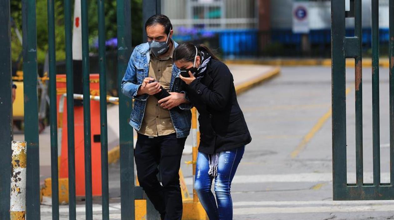 El tapabocas es usado por los ecuatorianos de manera obligatoria.