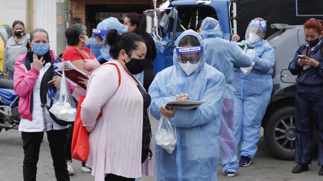 Toma de pruebas aleatorias de Covid-19 en Bogotá.