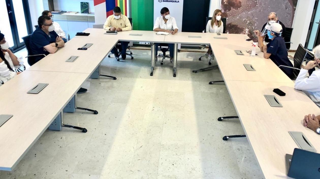 Reunión de mandatarios con asociaciones.