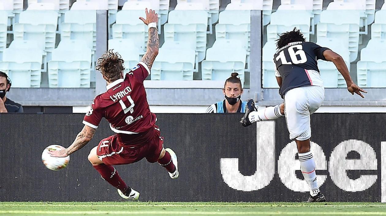Momento del golazo de Juan Guillermo Cuadrado.