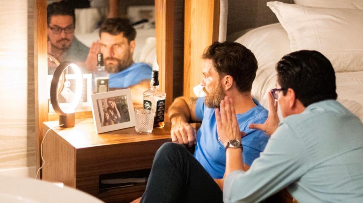 El actor Julian Gil y el director colombiano Jaime Segura.