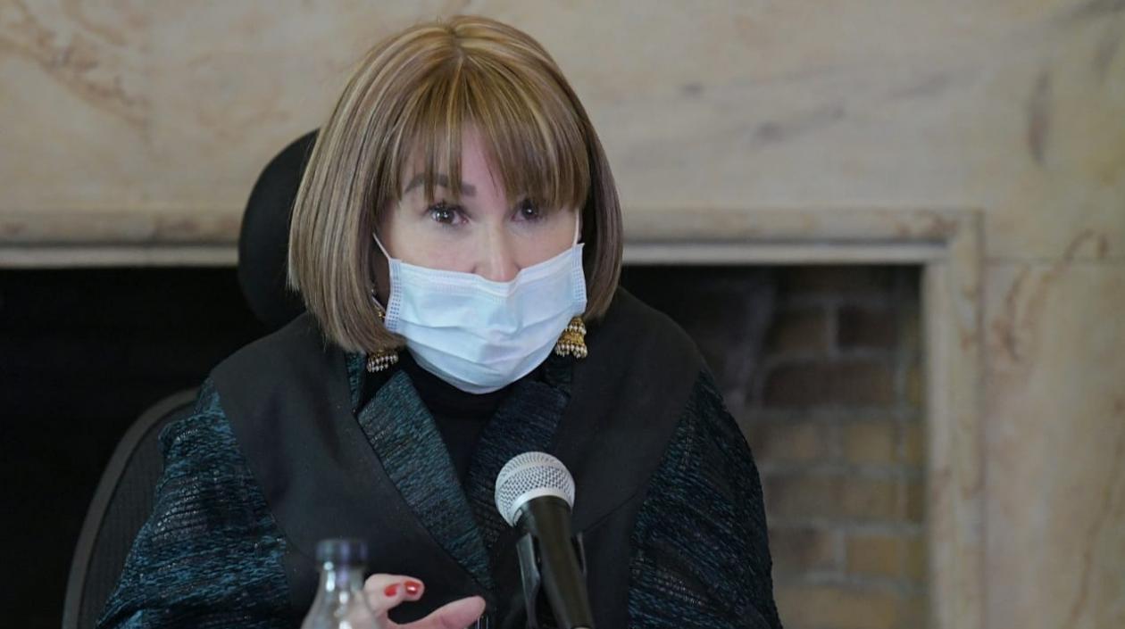 Alicia Arango, Ministra del Interior.