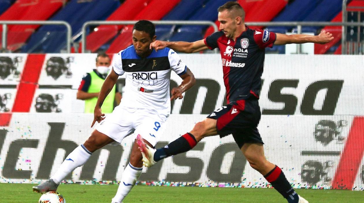 Luis Fernando Muriel en una acción del partido.