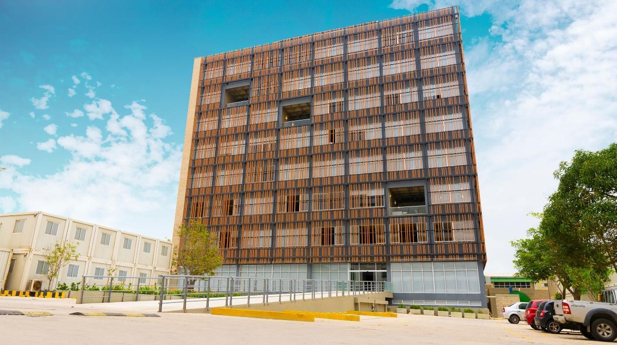 Edificio de la Universidad de la Costa.