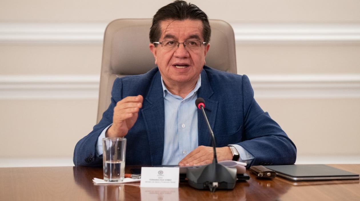 El Ministro de Salud, Fernando Ruiz.