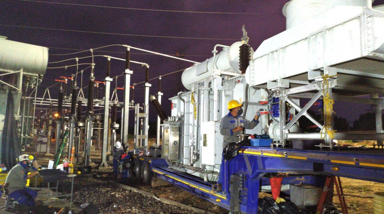 Trabajos de recuperación en la subestación Valledupar.