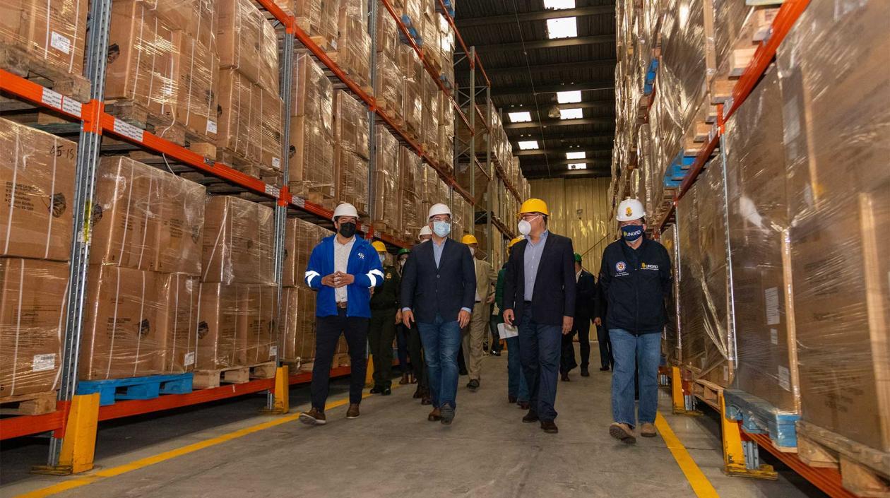 Cuenta con 68 millones de unidades de elementos necesarios para la protección del personal de la salud.