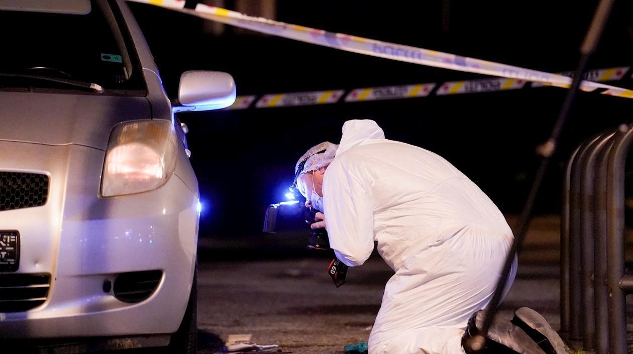 Policía en la escena del crimen en Noruega.