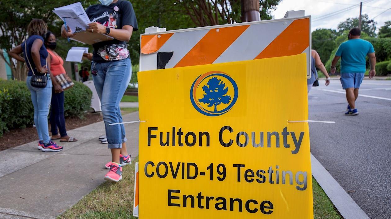 California, Texas y Florida están entre estos 18 estados considerados "zonas rojas" por el coronavirus.